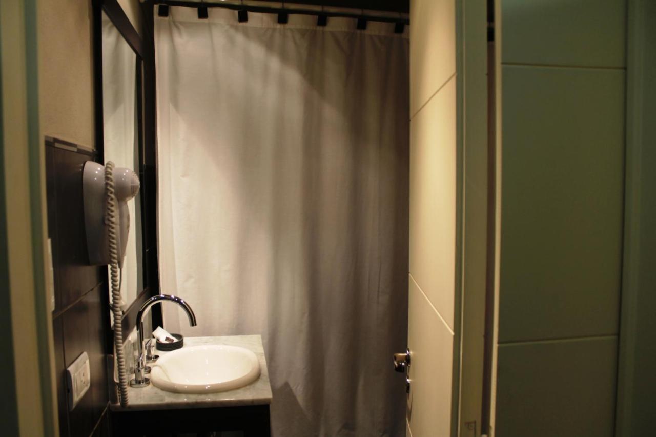 בואנוס איירס Hotel First Palermo מראה חיצוני תמונה
